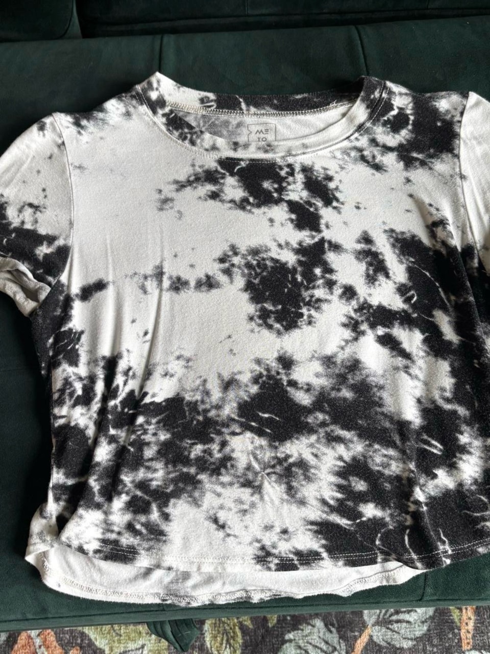 Me to We Black & White Tie-Dye Short Sleeve Lightweight Soft Tee